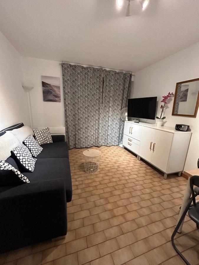 T2 A Cote De La Quartier Des Quilles *